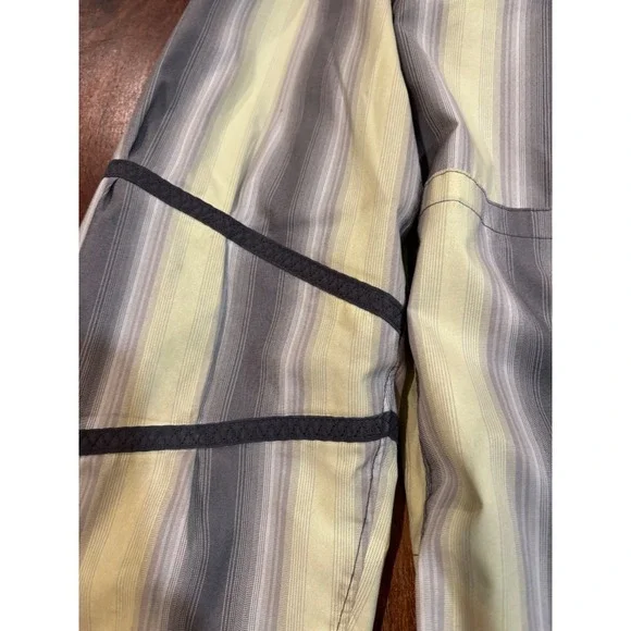 rare Lululemon Track and Field Jacket Sz 8 Gray yellow hood reflective raincoat - Picture 6 of 13